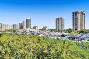 19601 E Country Club Dr, Aventura, FL 33180 - Photo 30