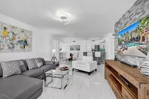 19601 E Country Club Dr, Aventura, FL 33180 - Photo 24