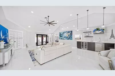 11611 SW 9th Ct, Pembroke Pines, FL 33025 - Photo 8