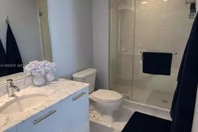 951 Brickell Ave #3304, Miami, FL 33131 - Photo 14