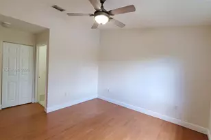 640 NW 79th Ave, Pembroke Pines, FL 33024 - Photo 4