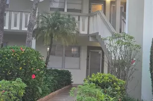 2805 Victoria Way, Coconut Creek, FL 33066 - Photo 4