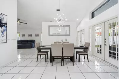 628 Stanton Dr, Weston, FL 33326 - Photo 8