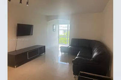 200 177th Dr #507, Sunny Isles Beach, FL 33160 - Photo 4