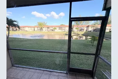 21905 Lake Forest Cir #104, Boca Raton, FL 33433 - Photo 10