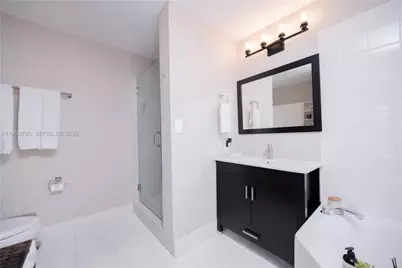 9725 NW 52nd St #215, Doral, FL 33178 - Photo 18