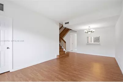 10026 Hammocks Blvd #207-6, Miami, FL 33196 - Photo 14