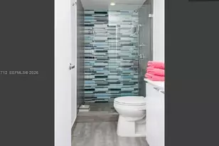 801 15th St, Miami Beach, FL 33139 - Photo 10