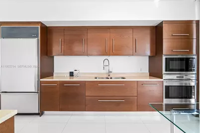 485 Brickell Ave #4410, Miami, FL 33131 - Photo 14