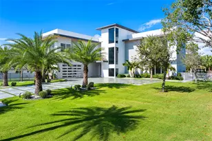 7301 SW 173rd St, Palmetto Bay, FL 33157 - Photo 2