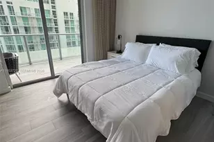 1300 Brickell Bay Dr, Miami, FL 33131 - Photo 4