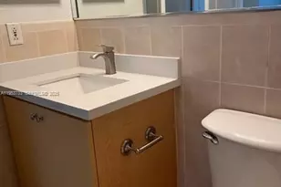 908 Coral Club Dr, Coral Springs, FL 33071 - Photo 12