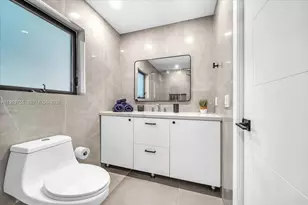 1356 Madison St, Hollywood, FL 33019 - Photo 16