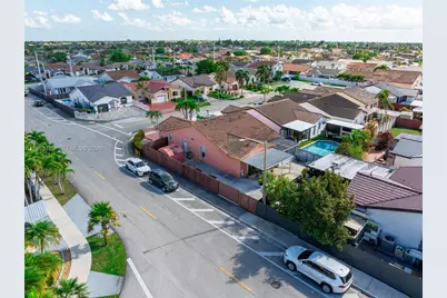 1002 SW 142nd Ct, Miami, FL 33184 - Photo 32