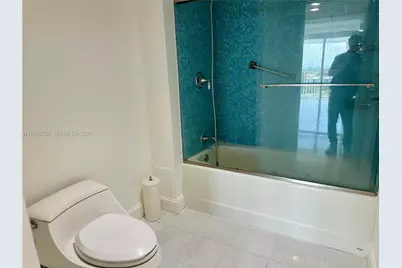 881 Ocean Dr #10D, Key Biscayne, FL 33149 - Photo 12