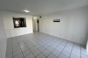 1015 NW 45th Ave, Miami, FL 33126 - Photo 8