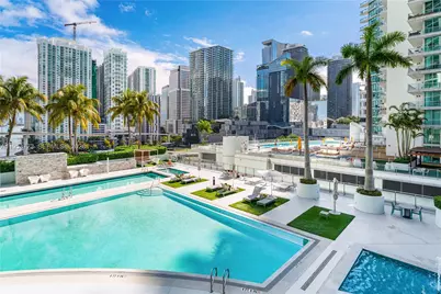 90 SW 3rd St #1115, Miami, FL 33130 - Photo 14