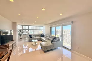 1985 S Ocean Dr, Hallandale Beach, FL 33009 - Photo 4