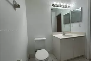 1261 SE 27th St, Homestead, FL 33035 - Photo 14