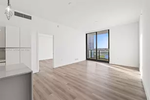 101 Diplomat Pkwy, Hallandale Beach, FL 33009 - Photo 10