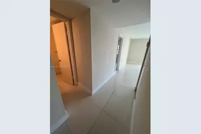 5731 NW 37th St #218, Virginia Gardens, FL 33166 - Photo 10