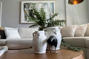 79 SW 12th St, Miami, FL 33130 - Photo 2