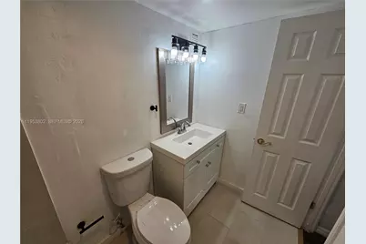 4550 NW 9th St #315E, Miami, FL 33126 - Photo 10