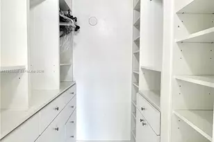 10271 Oleander Ct, Pembroke Pines, FL 33026 - Photo 10