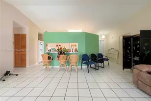 17301 SW 149th Ct, Miami, FL 33187 - Photo 4