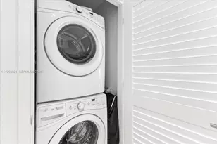 88 SW 7th St, Miami, FL 33130 - Photo 18