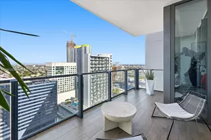 88 SW 7th St, Miami, FL 33130 - Photo 2