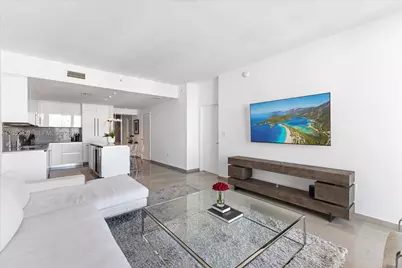 88 SW 7th St #2506, Miami, FL 33130 - Photo 6