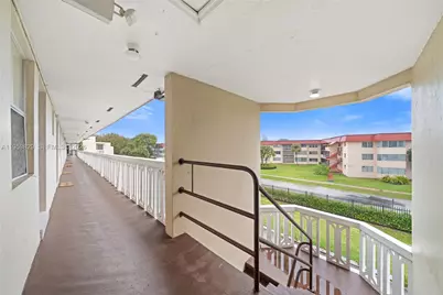 18900 NE 14th Ave #D308, Miami, FL 33179 - Photo 18