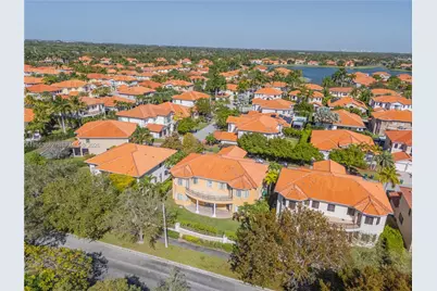 7880 SW 195th Ter, Cutler Bay, FL 33157 - Photo 4