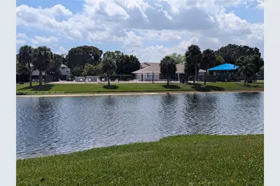 641 NW 105th Way #641, Pembroke Pines, FL 33026 - Photo 2