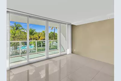 100 Bayview Dr #223, Sunny Isles Beach, FL 33160 - Photo 18