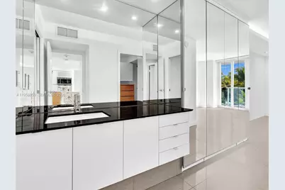 100 Bayview Dr #223, Sunny Isles Beach, FL 33160 - Photo 32