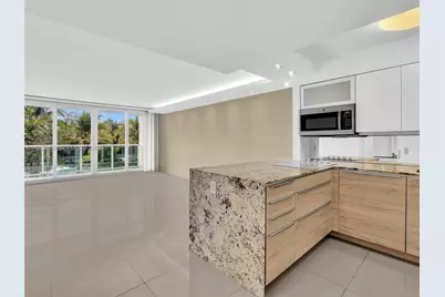100 Bayview Dr #223, Sunny Isles Beach, FL 33160 - Photo 6
