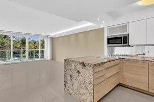 100 Bayview Dr, Sunny Isles Beach, FL 33160 - Photo 6