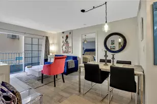 2600 Collins Ave, Miami Beach, FL 33140 - Photo 4