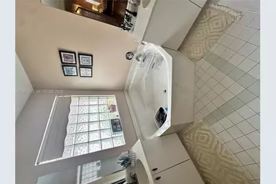 18166 SW 29th St, Miramar, FL 33029 - Photo 16