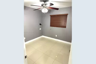 5461 W 24th Ave #25, Hialeah, FL 33016 - Photo 4