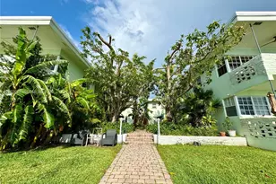 8620 Byron Ave, Miami Beach, FL 33141 - Photo 16