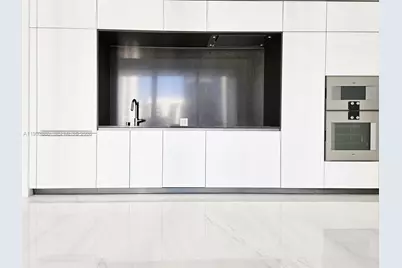 300 Biscayne Boulevard Way #2208W, Miami, FL 33131 - Photo 4