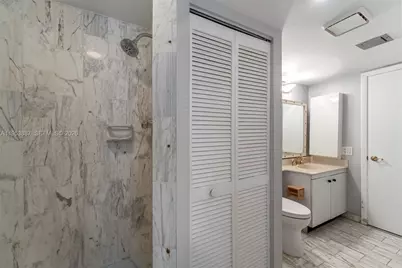 2000 Towerside Ter #608, Miami, FL 33138 - Photo 20