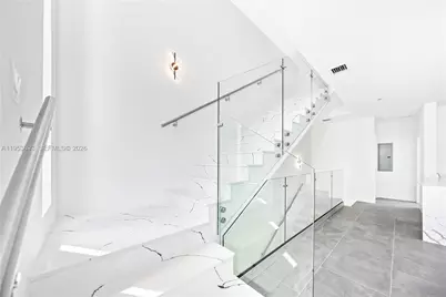 526 SW 2nd St #1, Miami, FL 33130 - Photo 10