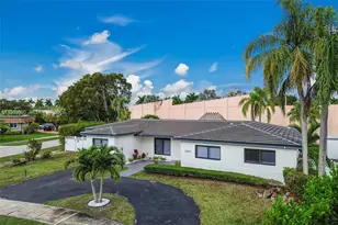 10870 SW 106th Ave, Miami, FL 33176 - Photo 44