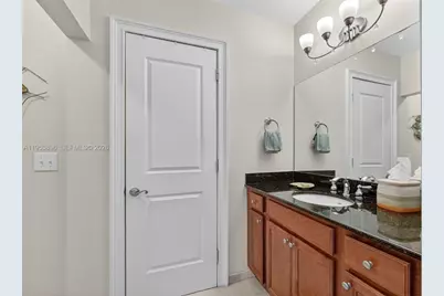 16135 Emerald Estates Dr #162, Weston, FL 33331 - Photo 24