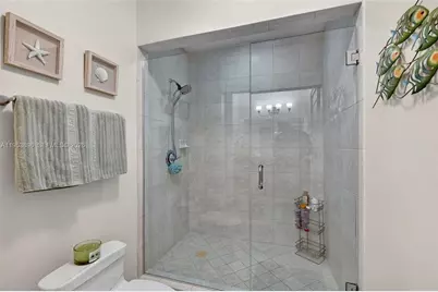 16135 Emerald Estates Dr #162, Weston, FL 33331 - Photo 26