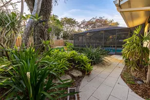 6371 Hutchinson Rd, Miami Lakes, FL 33014 - Photo 28